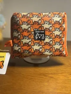 韓国発 MUZIKTIGER 新品 ムジークタイガー エコバッグ 総柄 トラのサムネイル