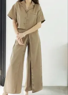 ALEXIA STAM サテンセットアップ オリーブ