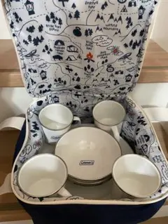 Coleman 食器セット 4人用