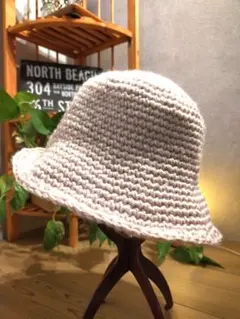 Item thumbnail for item b1ed2d53-878e-4373-9c44-eadb6642ee24