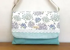 ハンドメイド　入園入学準備　図書袋　絵本袋ショルダー　ふわふわフラワー　グリーン