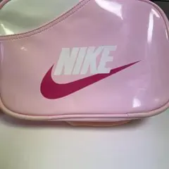 NIKE  エナメルバッグ