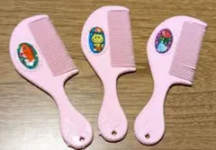 大倉トーイ　ヘアコーム①3点セット　おもちゃ　人形用　金魚　ネコ　花　ピンク