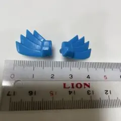 フューラーザタリオン パーツ 青 ガン消し - メルカリ