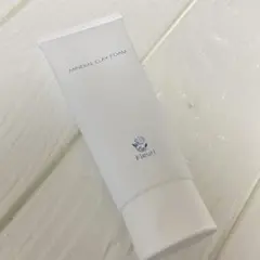 未使用品　Fleuri MINERAL CLAY FOAM 洗顔料 100gのサムネイル