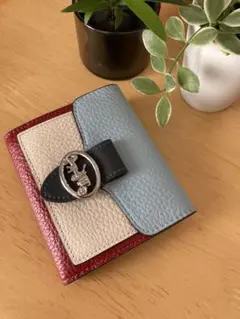 COACH 二つ折り財布レザー製マルチカラーネイビーレッドベージュ　コーチ