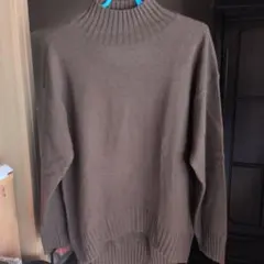 ブラウン タートルネック ニット