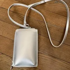 m*☆様 シルバーメタリック　スマホショルダーバッグ・お財布バッグ　新品未使用！