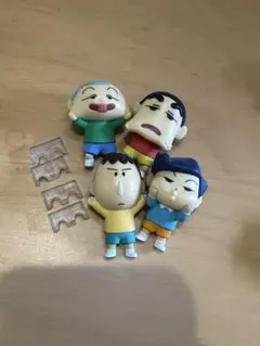 クレヨンしんちゃん フィギュア 4体セット