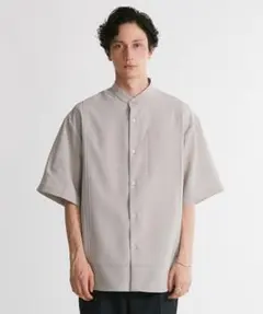 おしゃれ★美品◎ユナイテッドトウキョウ　リラクションバンドカラーシャツのサムネイル