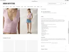Urban Outfitters Kimchi Blue トップスのサムネイル