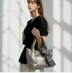 美品♡ランバンオンブルー　リボン取り外し可能　トートバッグ大　ブロンズ系