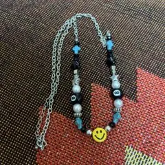 ⭐︎超美品⭐︎カラフルなビーズネックレス スマイリー