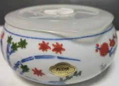 新品未使用!!　有田焼 愛信窯 プラ蓋付き小鉢揃 絵違い 4個セットのサムネイル
