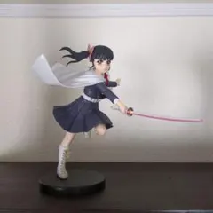 鬼滅の刃　フィギュア　刀を持つカナヲ