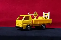 2026年最新】トミカ 85 道路工事標識車の人気アイテム - メルカリ