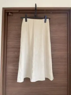 ユニクロ　スエード調タイトスカート