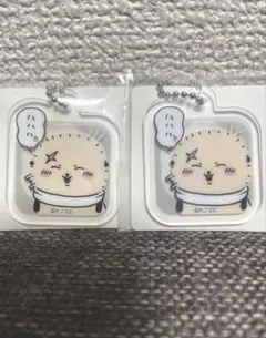 ちいかわ　アクリルキーホルダー　ラッコ先生　2点