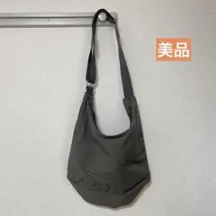 ユニセックス　ショルダーバック