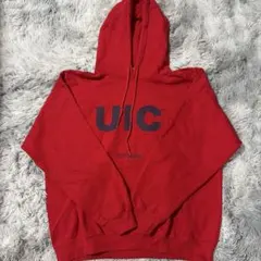 UICロゴ レッド パーカー GILDAN Lサイズ 古着