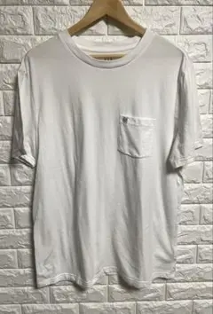 GAP ホワイト Tシャツ ポケット付き　サイズＬ