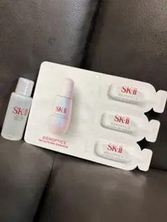 SK-II フェイシャルトリートメント エッセンス ジェノプティクス サンプルのサムネイル