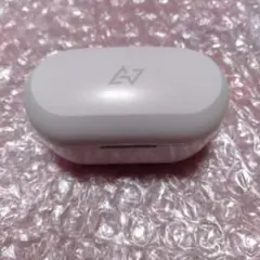 AVIOT TE-D01v イヤホン充電ケースのみ 充電器のサムネイル