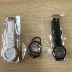 ユニセックスクオーツ白と黒腕時計とネックレス(新品タグ無)1,980円送料無料