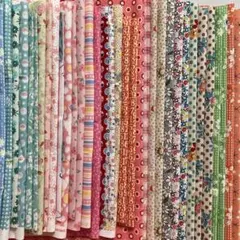 小花柄多めUSA コットン、ケイファブリック他カットクロス　40枚　まとめ売り