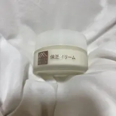 肌をうるおす保湿クリームのサムネイル