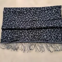 ヒョウ柄アクリルマフラー