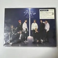 ②StrayKids スキズ TOP 初回生産限定盤A