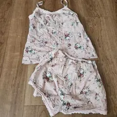 ikuko イクコ　ルームウェアセットアップ　花柄のサムネイル