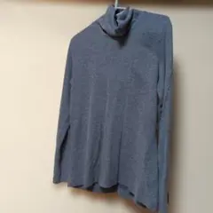 グレー タートルネックシャツ 　ヒートテック