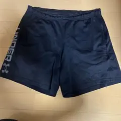 UNDER ARMOUR ショートパンツ ブラック