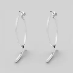 揺れる　クロス　シルバーピアス　S925刻印【両耳セット】