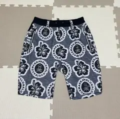【未使用級】マークアンドロナ メンズ ハーフパンツ 総柄 スカル 花柄 グレーのサムネイル