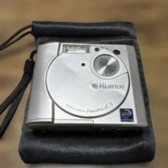 <値下げしました> FUJIFILM FinePix 40i デジタルカメラ Amazon | FUJIFILM デジタルカメラ FinePix(ファインピックス) F440 FX