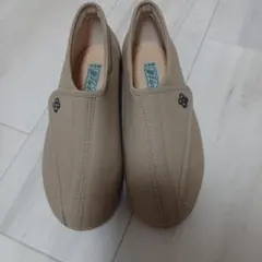 Item thumbnail for item eb6e5e1a-0fa2-46ea-ac29-7eb9a45011b2