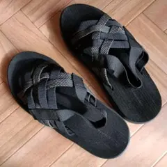 ヒラキ ブラック クロスストラップ スポーツサンダル Lサイズ