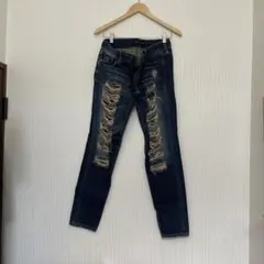 Item thumbnail for item 1ac8bdaf-7526-40f6-b807-ef9707e70ed4