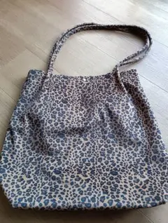 ヒョウ柄トート