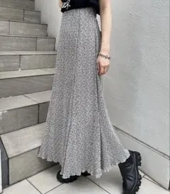 小花柄ワッシャースカート＊ホワイトのサムネイル