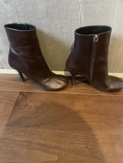 Item thumbnail for item d55143f9-4c22-4ba3-b35c-a15b9733a17c