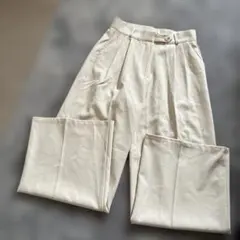 レディース　ハイウエストパンツ　オフホワイト