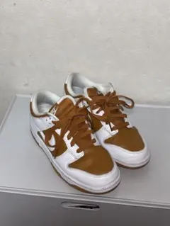 Nike Dunk Low "Dark Curry/Reverse Curryのサムネイル