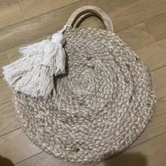 【難あり】ZARA カゴバッグ　タッセル付きラウンドバッグ