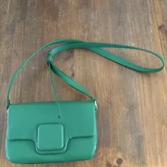 ZARA グリーン 合成皮革 ショルダーバッグ