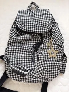 【良品】SEE BY CHLOE チェック柄バックパックのサムネイル