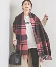 ジョシュアエリス　大判ピンク黒チェックストール